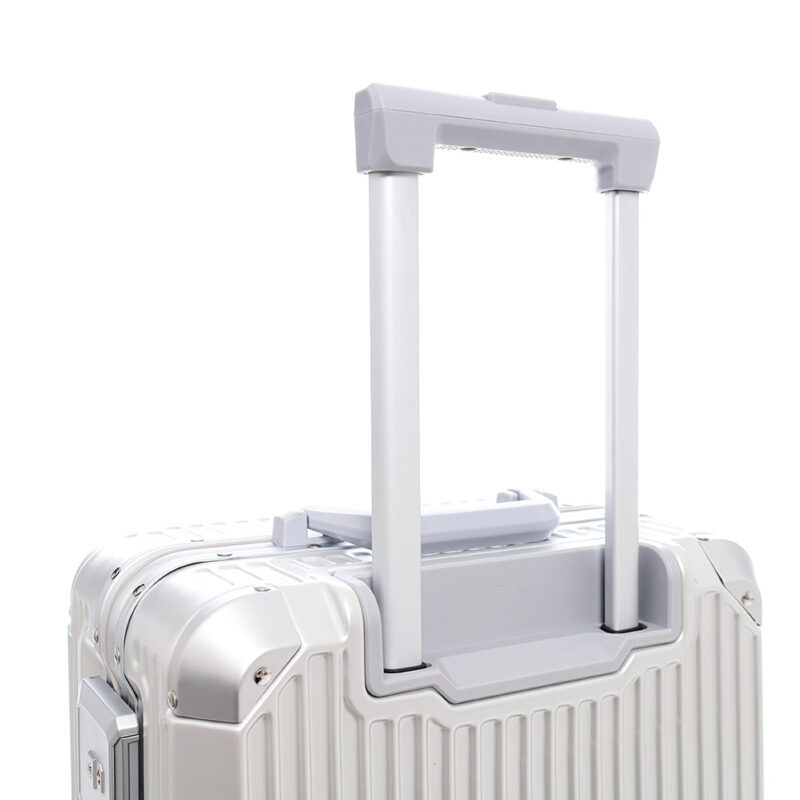Novara Aluminum Frame Luggage – Discover Luggage and Bags | Needoo ...